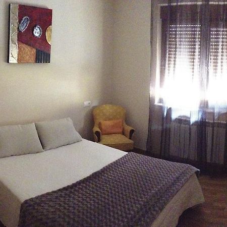 Pension Blasones Sarria Rum bild