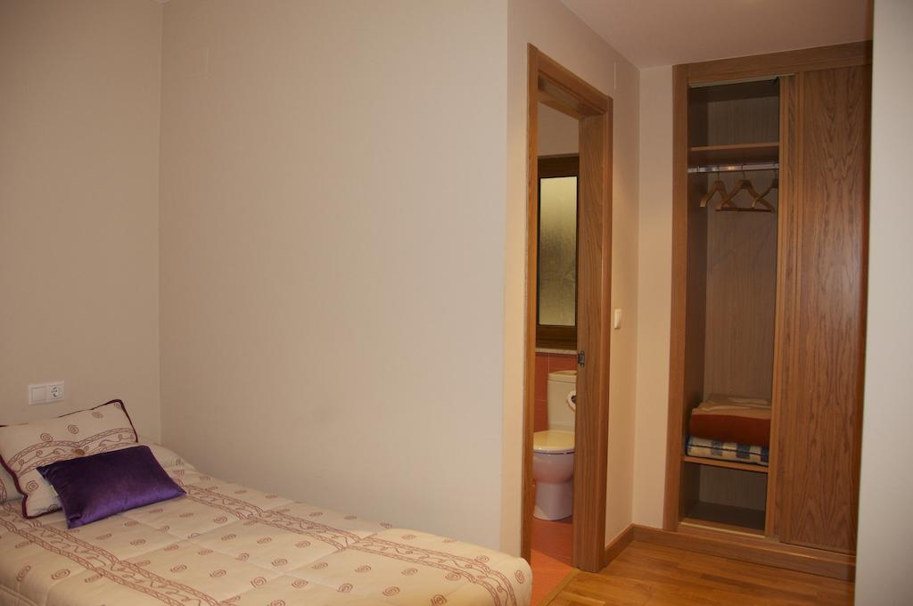 Pension Blasones Sarria Rum bild