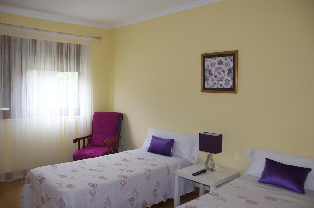 Pension Blasones Sarria Rum bild