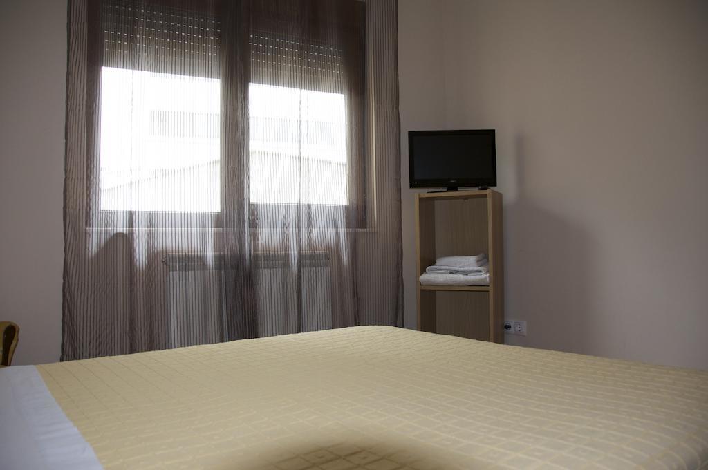 Pension Blasones Sarria Rum bild