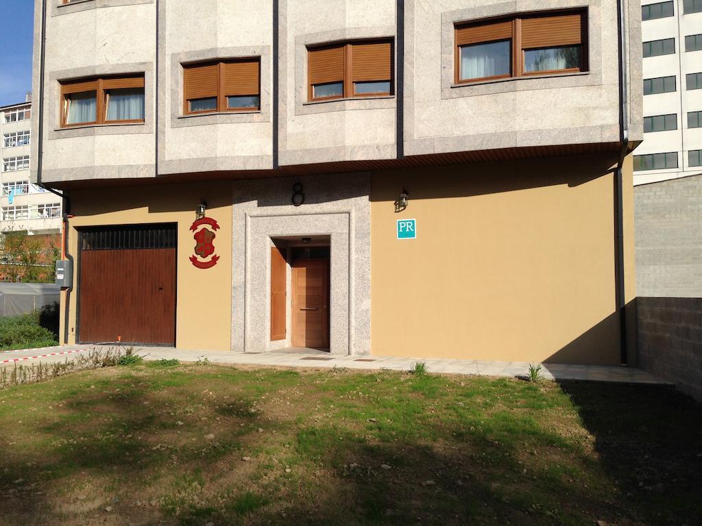 Pension Blasones Sarria Exteriör bild