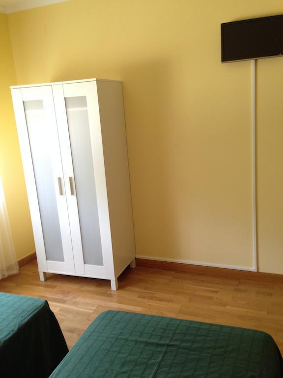 Pension Blasones Sarria Rum bild